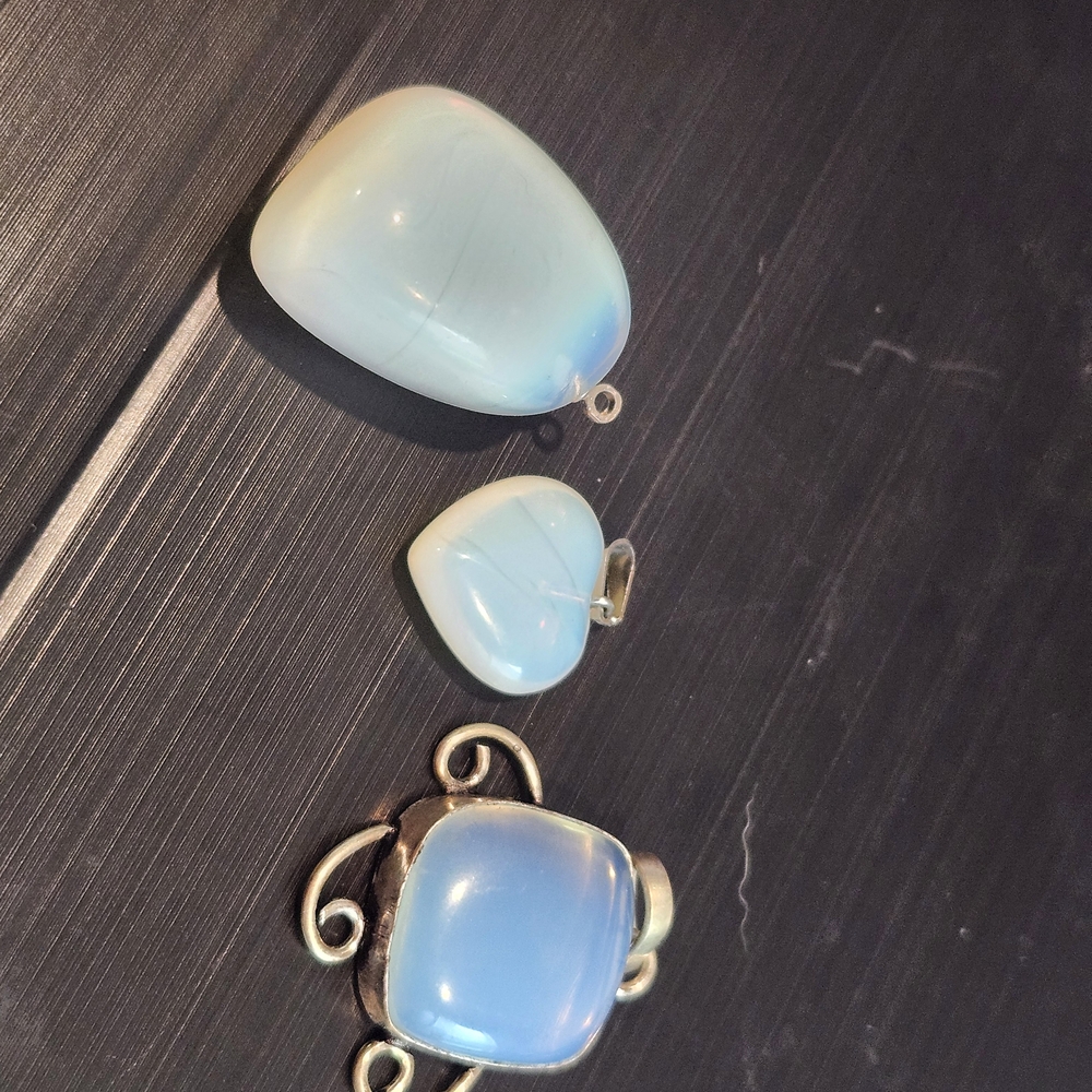 Elegant Opal Pendant Set